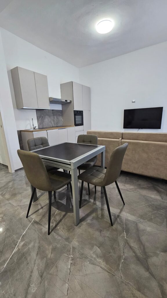 Brotzu Apartments A (5)